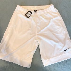Nike Men’s White Basketball Shorts XXL